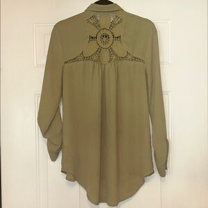Hint Of Mint Button Blouse M Olive Crocheted Back Peasant Cottage-core Floral
